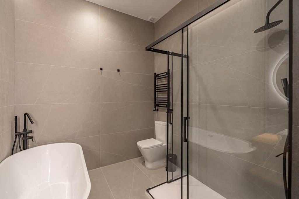 Apartamento Centro Xiii Calle De La Paz 2br 2bh Madrid